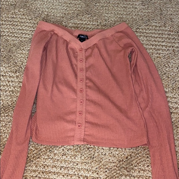 CROPPED TIGHT FITTED LONG SLEEVE WITH BUTTONS - Picture 1 of 1